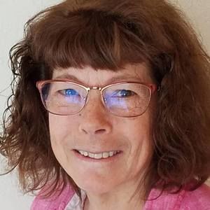 Meet your Posher, Emilie